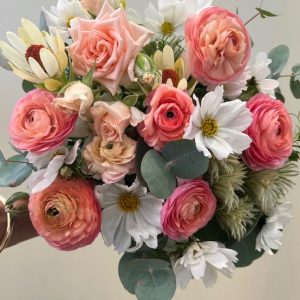 Pretty Seasonal Posy