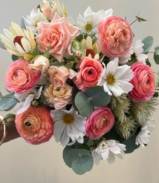 Pretty Seasonal Posy1